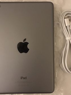 Apple iPad Mini 16GB Space Gray GOOD Open To Reasonable Offers
