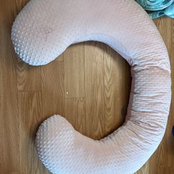 Free C Shaped Pregnancy Pillow