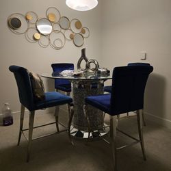 Dinning Table