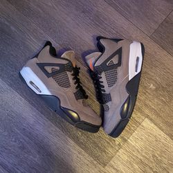 Jordan 4 Taupe Size 8.5