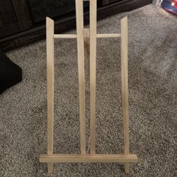 Wood Easle