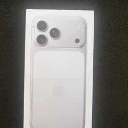 Brand new iPhone 17 Pro Max 512 GB silver