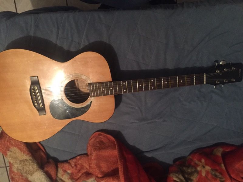 35$ have new strings just missing two tuners but work fine