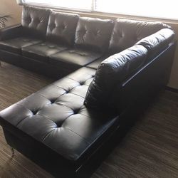 Vintage Black Sectional / couch /Living room set