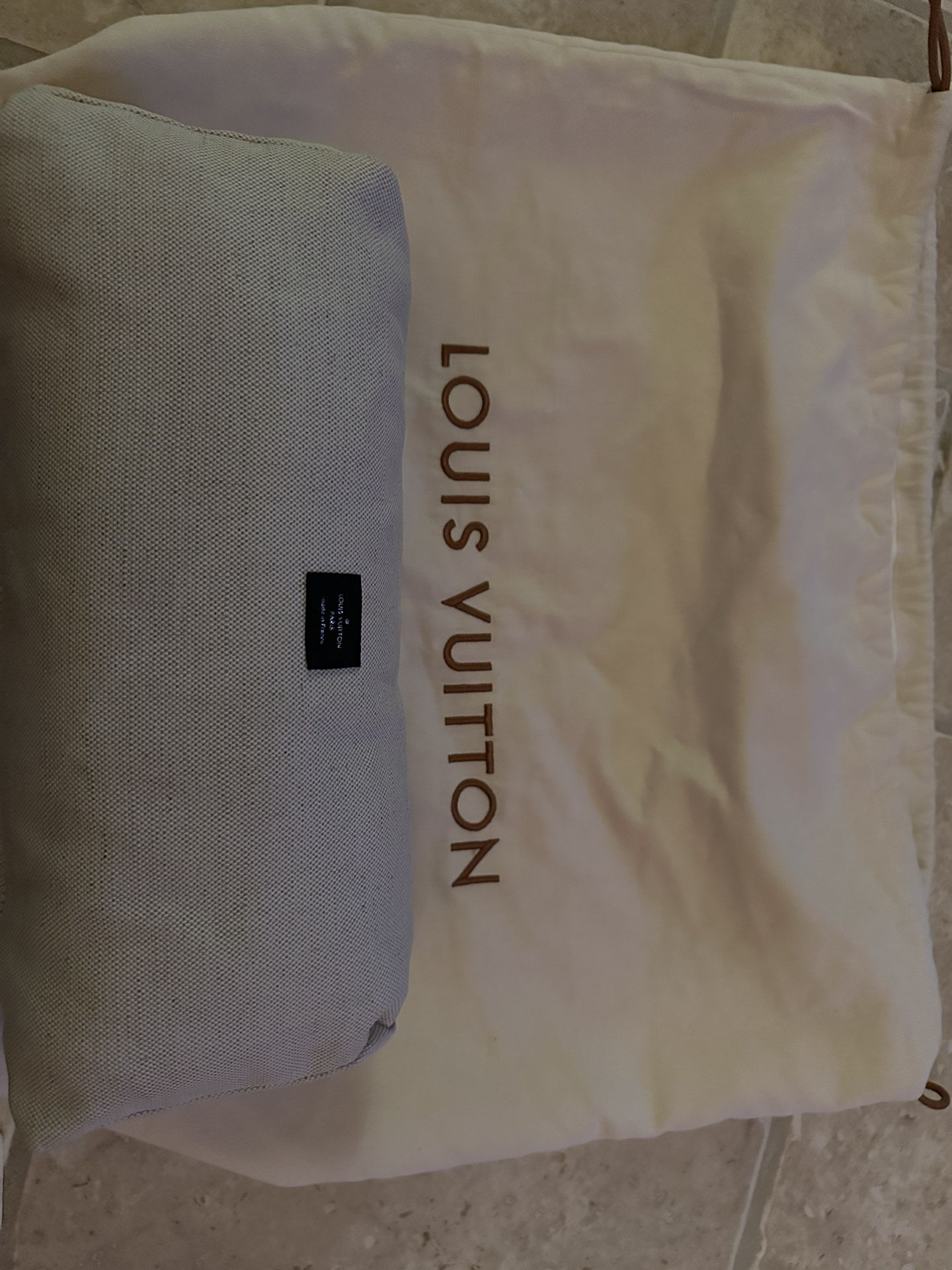 Louis Vuitton Stuffer/Neck Pillow With Tote Bag 