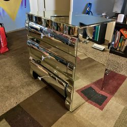 MIRRORED 3 Drawer Nightstand