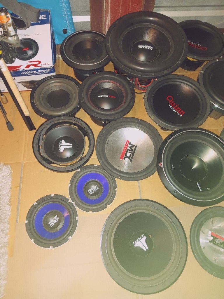 Subwoofers, random collection. 8-in, 10-in, 12-in, 15-in. FREE DELIVERY DEMO PORTLAND VANCOUVER AREA!