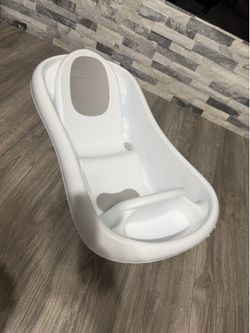 Baby bath tub