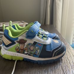 Boys shoes