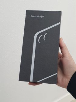 10% off uptp 50$ each item Valid until June 30th - Samsung Galaxy Z Flip7 5G 6.9" (Unlocked) 512GB Jet Black New 