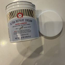 First Aid Beauty Ultra Repair Cream Intense Hydration 14oz Vanilla Scent
