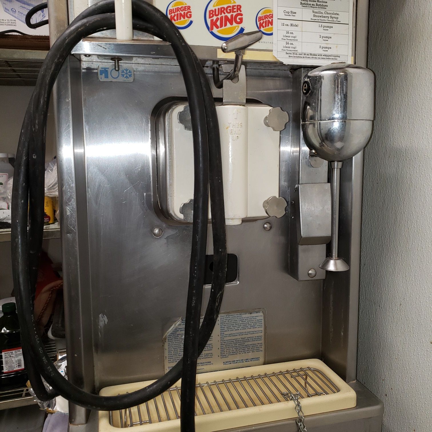 Taylor soft serve and shake machine model 490-33