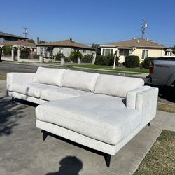 Living Spaces Couch Sofa Sectional