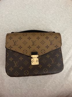 Louis Vuitton Purse