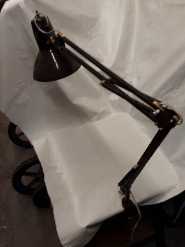 Swing Arm Desk Lamp Incandescent With Clamp