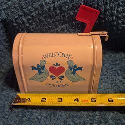Vintage collectible mail box tin