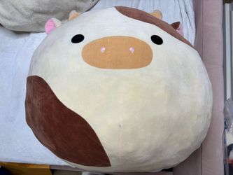 Jumbo Cow Squishmallow