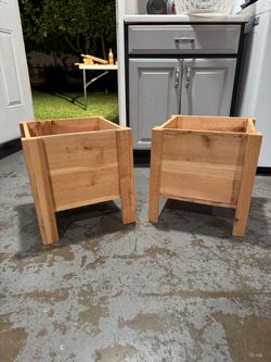 Cedar Planter Box