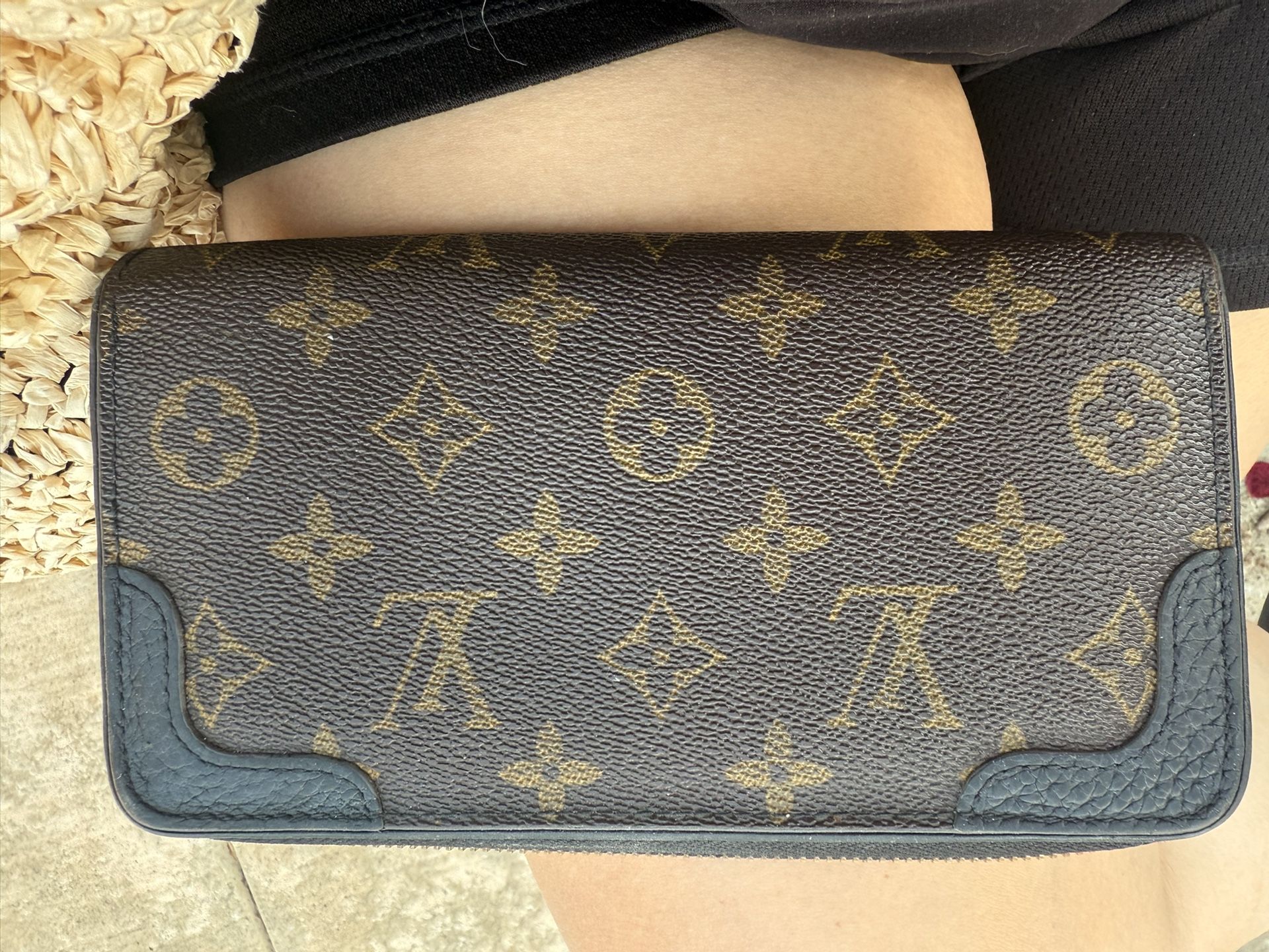 Louis Vuitton Organizer/wallet