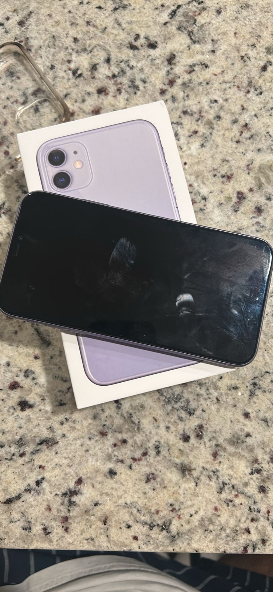 Apple iPhone 11 UNLOCKED