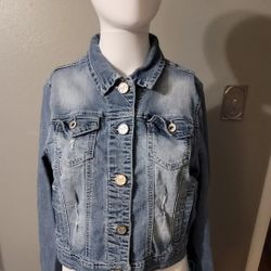 Maurices Women's Juniors Jean Jacket Size L Distressed Crop Trucker Denim 