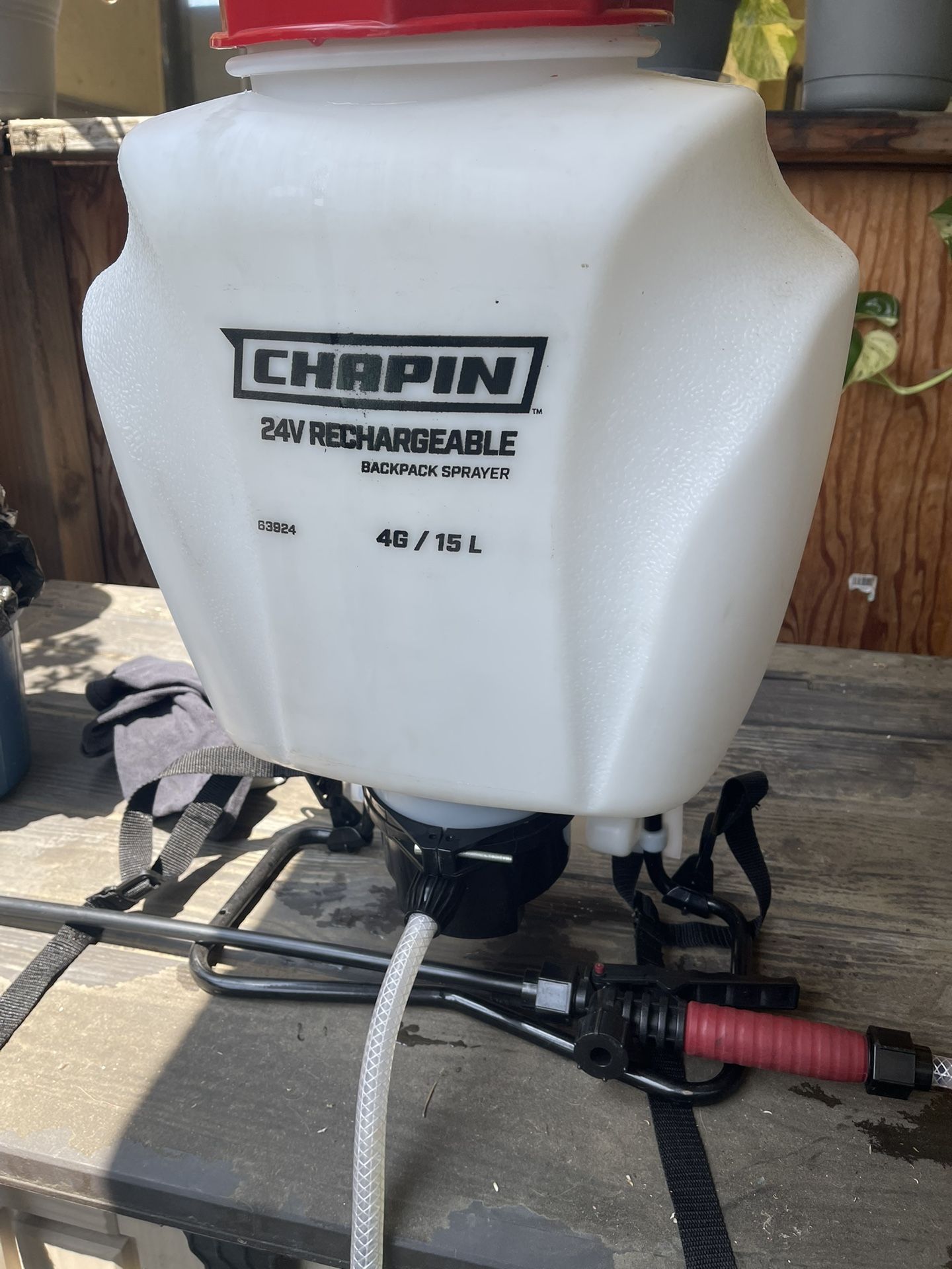 Chapin Electric Sprayer 4 Gallon Capacity