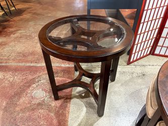 Round End Table in Mink Brown