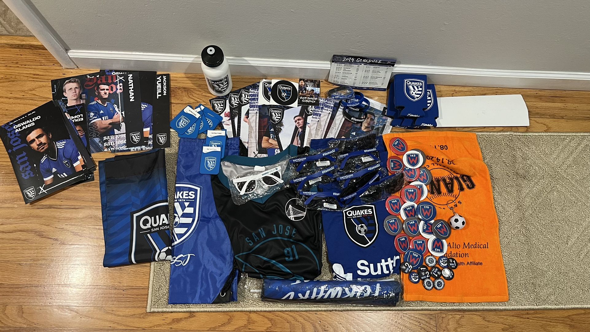 SJ Sharks/SJ Earthquakes And Giants Merchandise Collection