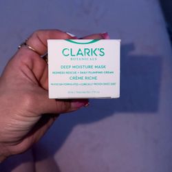  Clark’s Botanicals Deep Moisture Mask