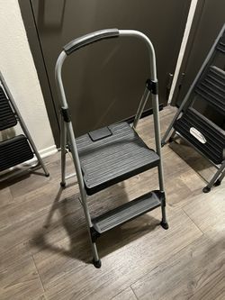 Cosco 2 Step Ladder