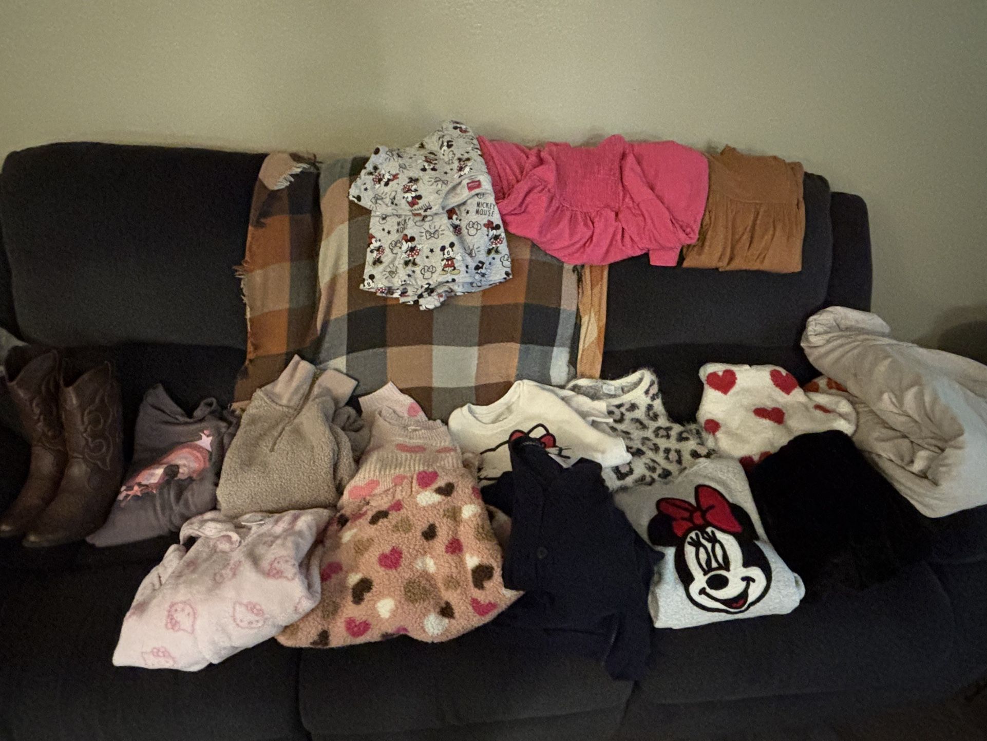 Girl Clothes