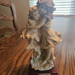Giuseppe Armani 1986 Florence 'Don't Worry' Sisters Magic Memories Figurine 
