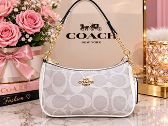 Coach New York Signature Shoulder Bag