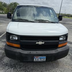 2004 Chevrolet Express 2500 Cargo 
