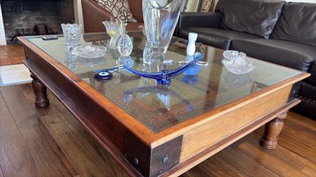 Decorative coffee table  with side table