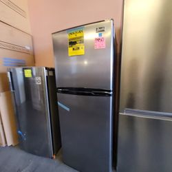 Refrigerator Avanti