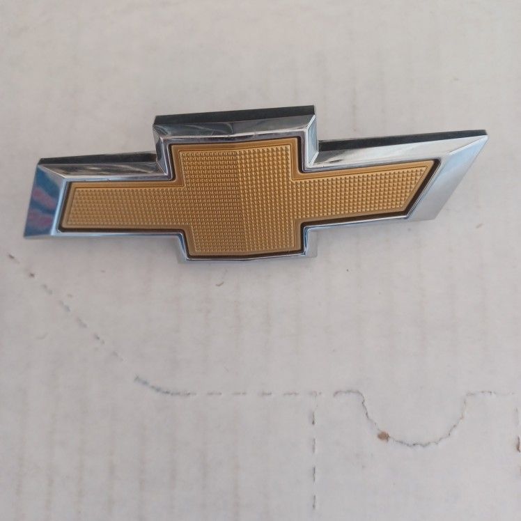 Chevy Silverado Bowtie Emblem