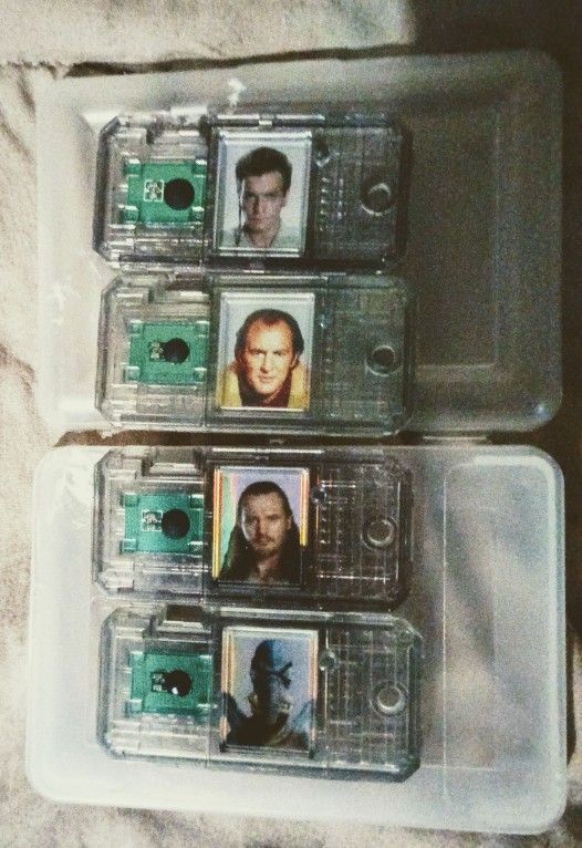 Lot of 4 Star Wars 1999 Hasbro Commtalk Chips