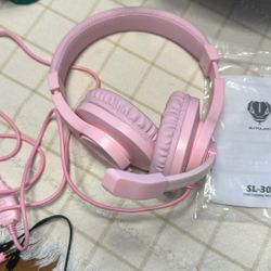 BlueFire Kids Headphones for Online School, Children, Teens, Boys, Girls, 3.5mm Stereo Over-Ear Gaming Headphone with Microphone and Volume Control fo