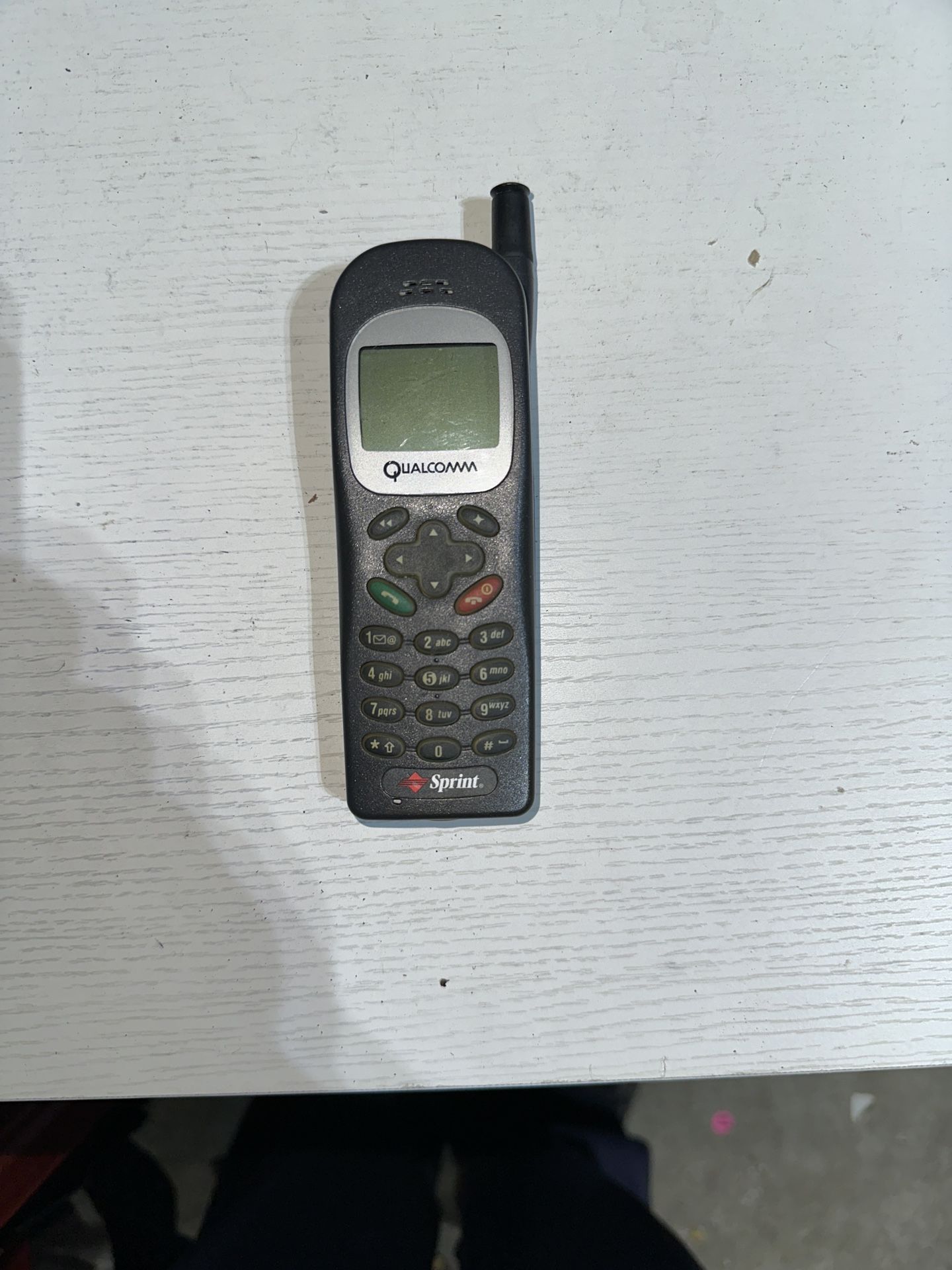 Vintage Qualcomm Kyocera Cell Phone (QCP-2035)