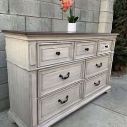 Beautiful Royal Vintage Dresser New