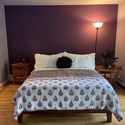 Queen-size Platform Bed with Tempurpedic Mattress & Tahiti Wood night stand 