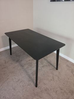Black Rectangular Dining Table