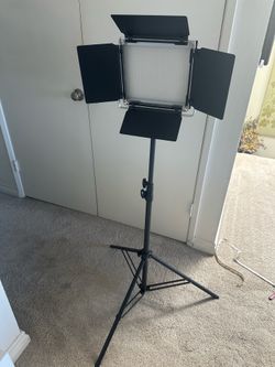 NEEWER 660 PRO II RGB LED Light 2-Pack, 50W, CRI97+, 3(contact info removed)K, w/App & Stand