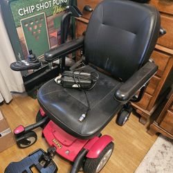 Jazzy Motorized Wheelchair and Hitch Carrier