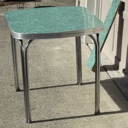 Mid century Table With Leaf