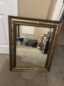 3 Decorating mirrors