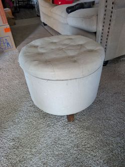 Free Small ottoman