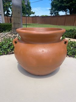 Oversized terracotta clay planter pot