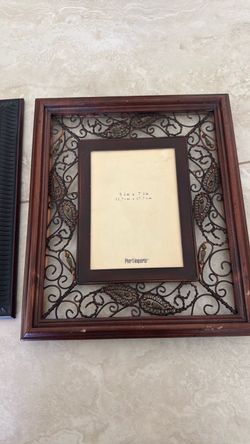 Wooden photo frames